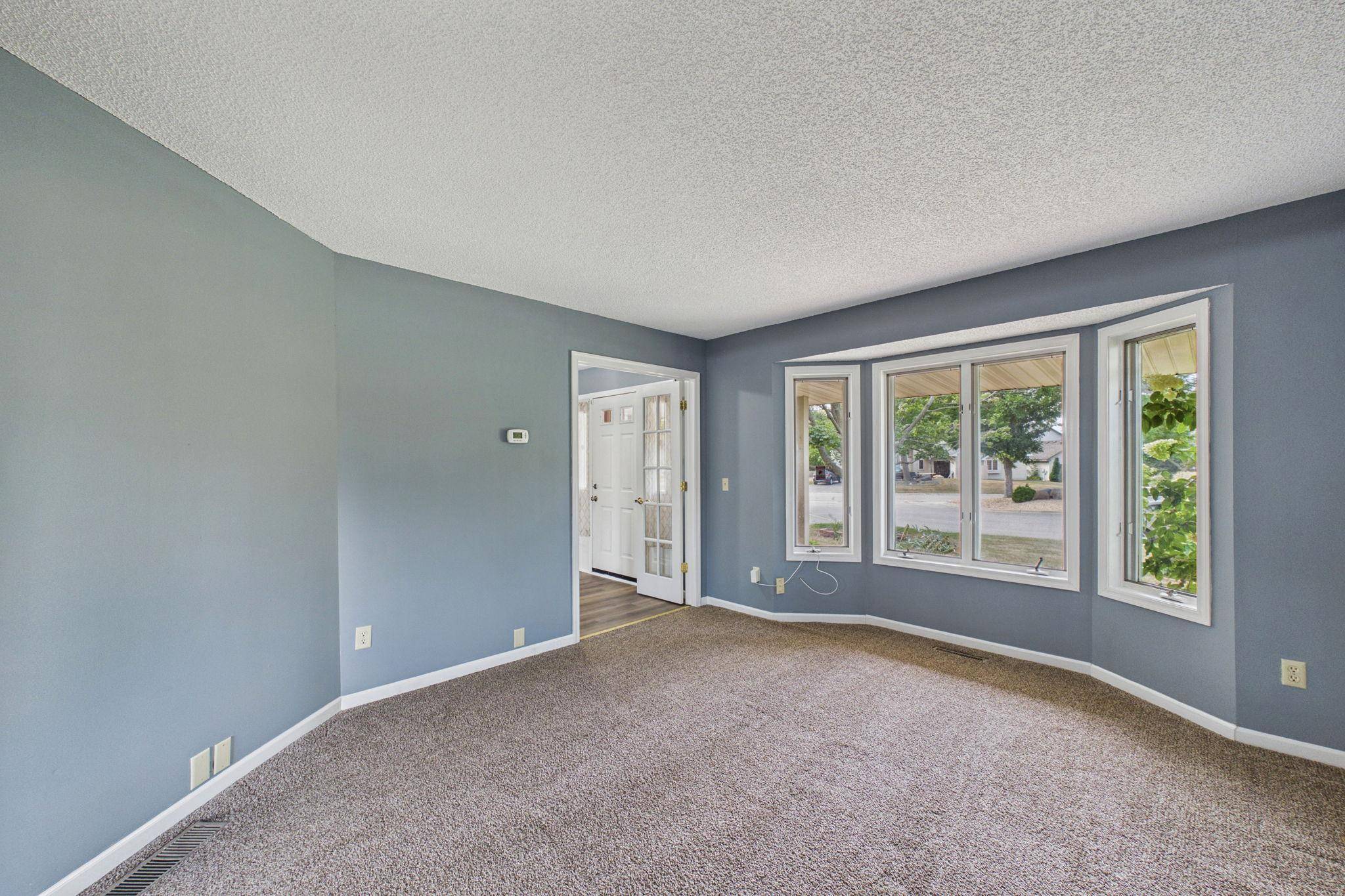 9120 Barrington TER, Brooklyn Park, MN 55443