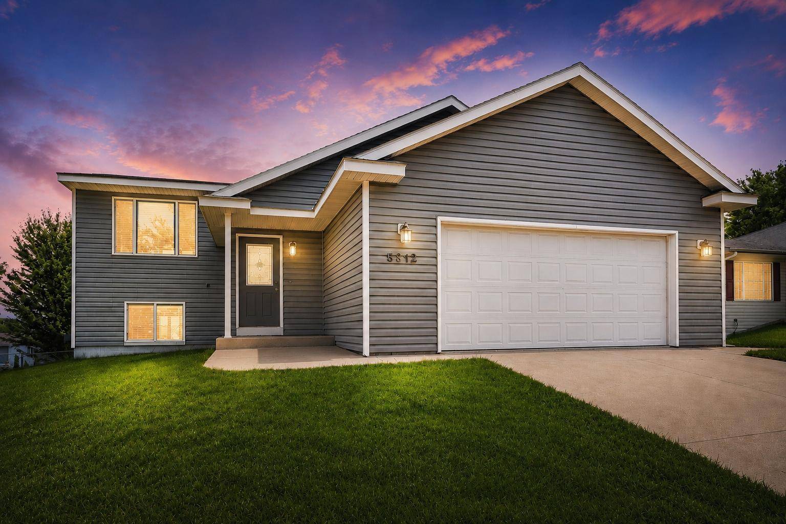 5312 Kingsbury PL NW, Rochester, MN 55901
