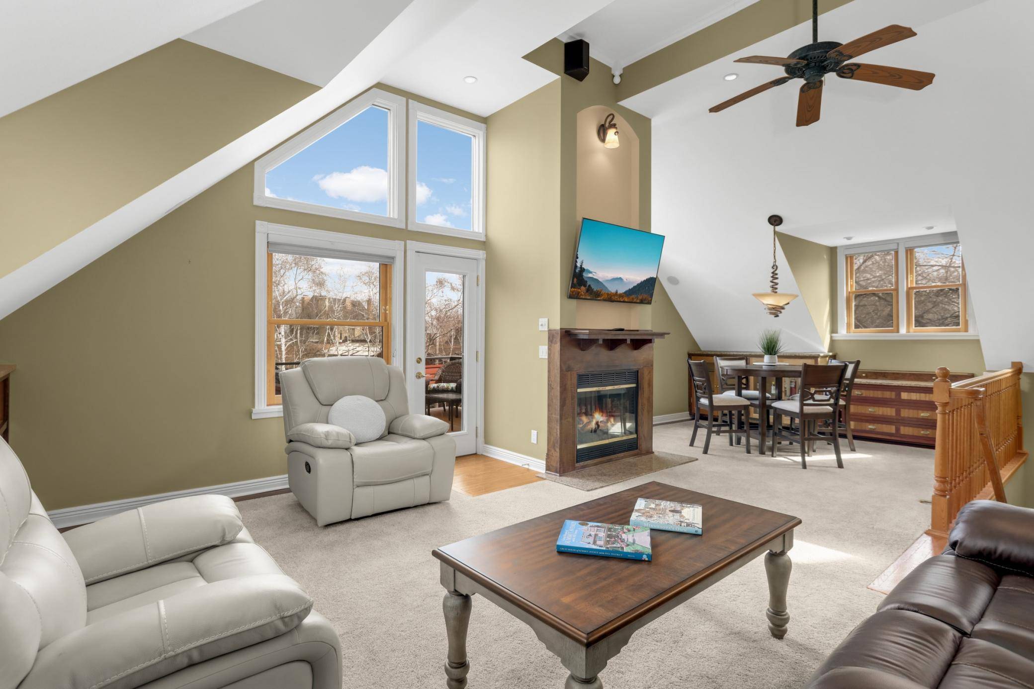 148 Nina ST #3, Saint Paul, MN 55102