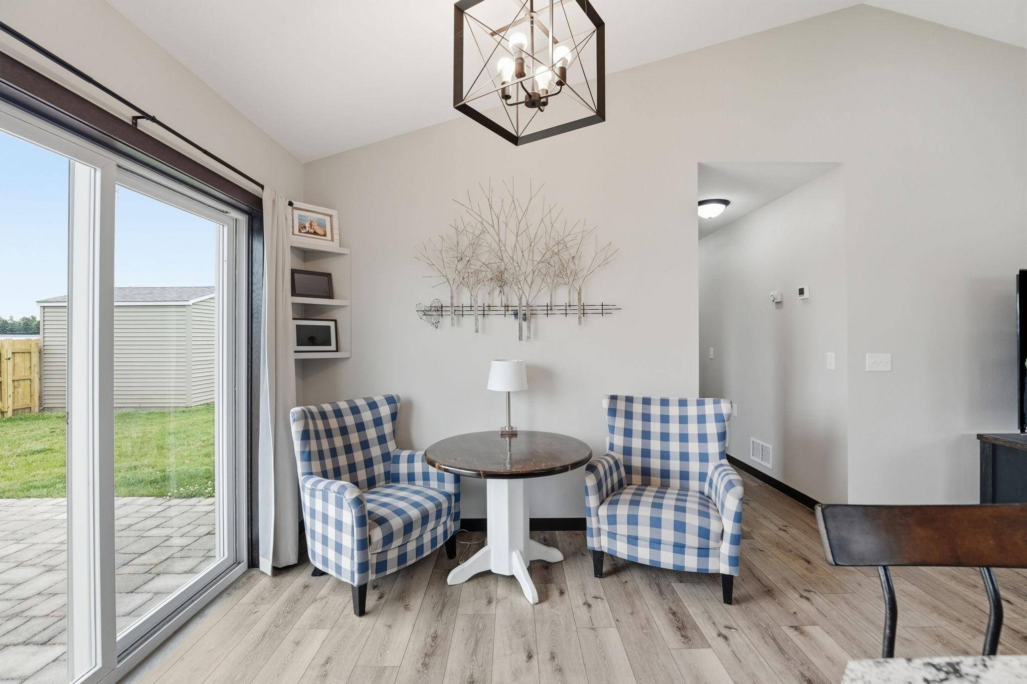 716 W 8th ST, Litchfield, MN 55355