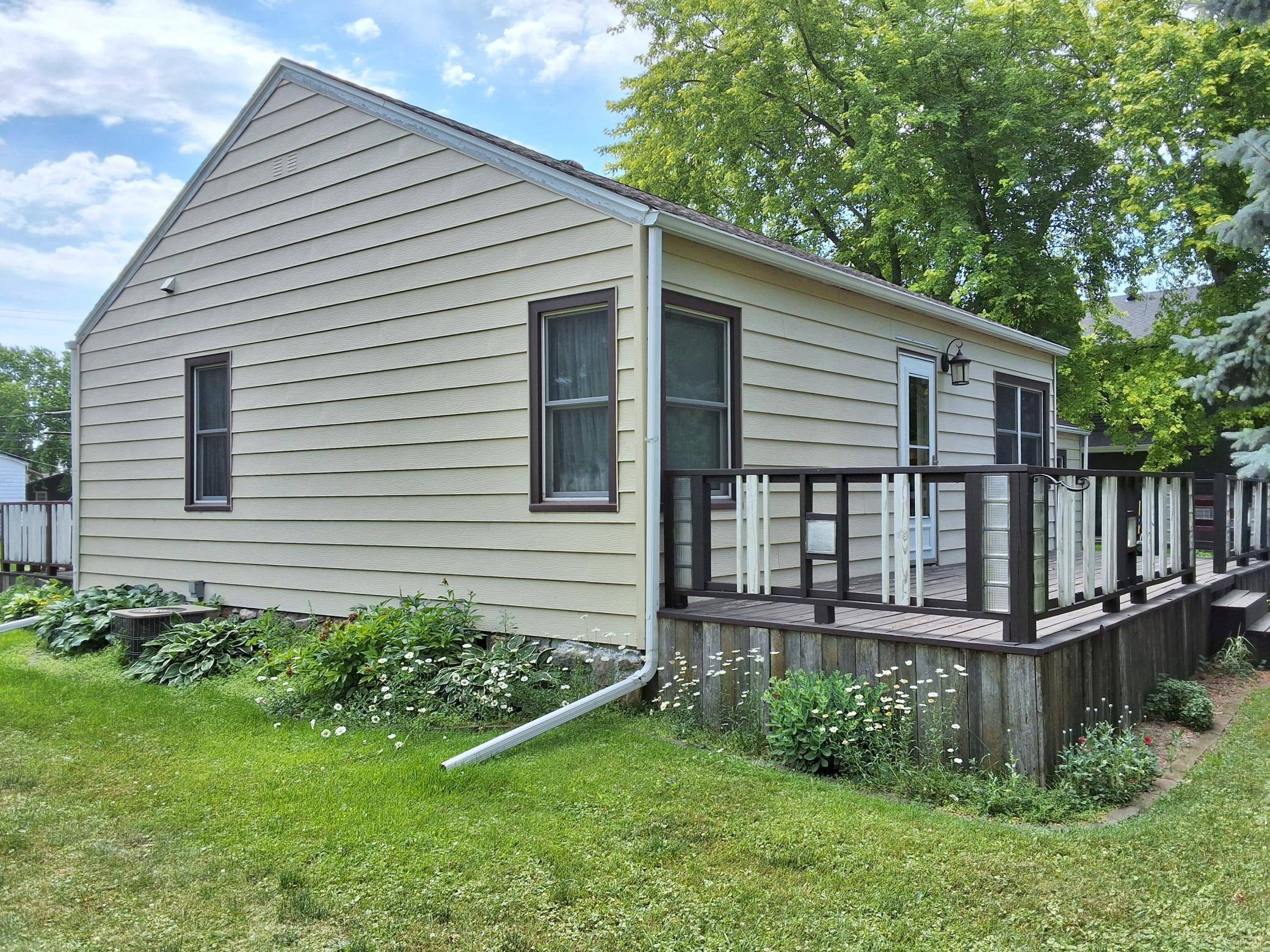 417 4th ST, Wyndmere, ND 58081