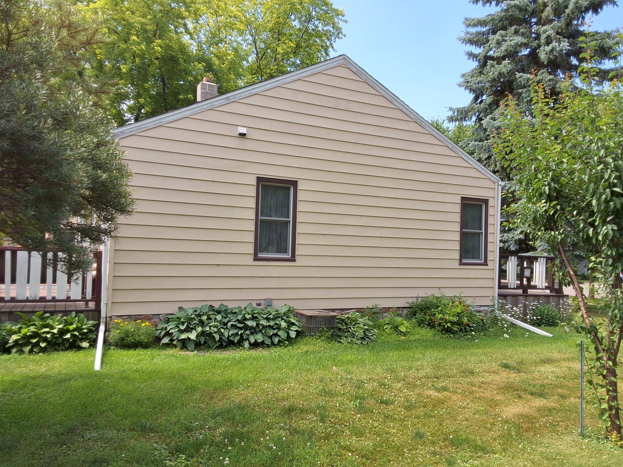 417 4th ST, Wyndmere, ND 58081
