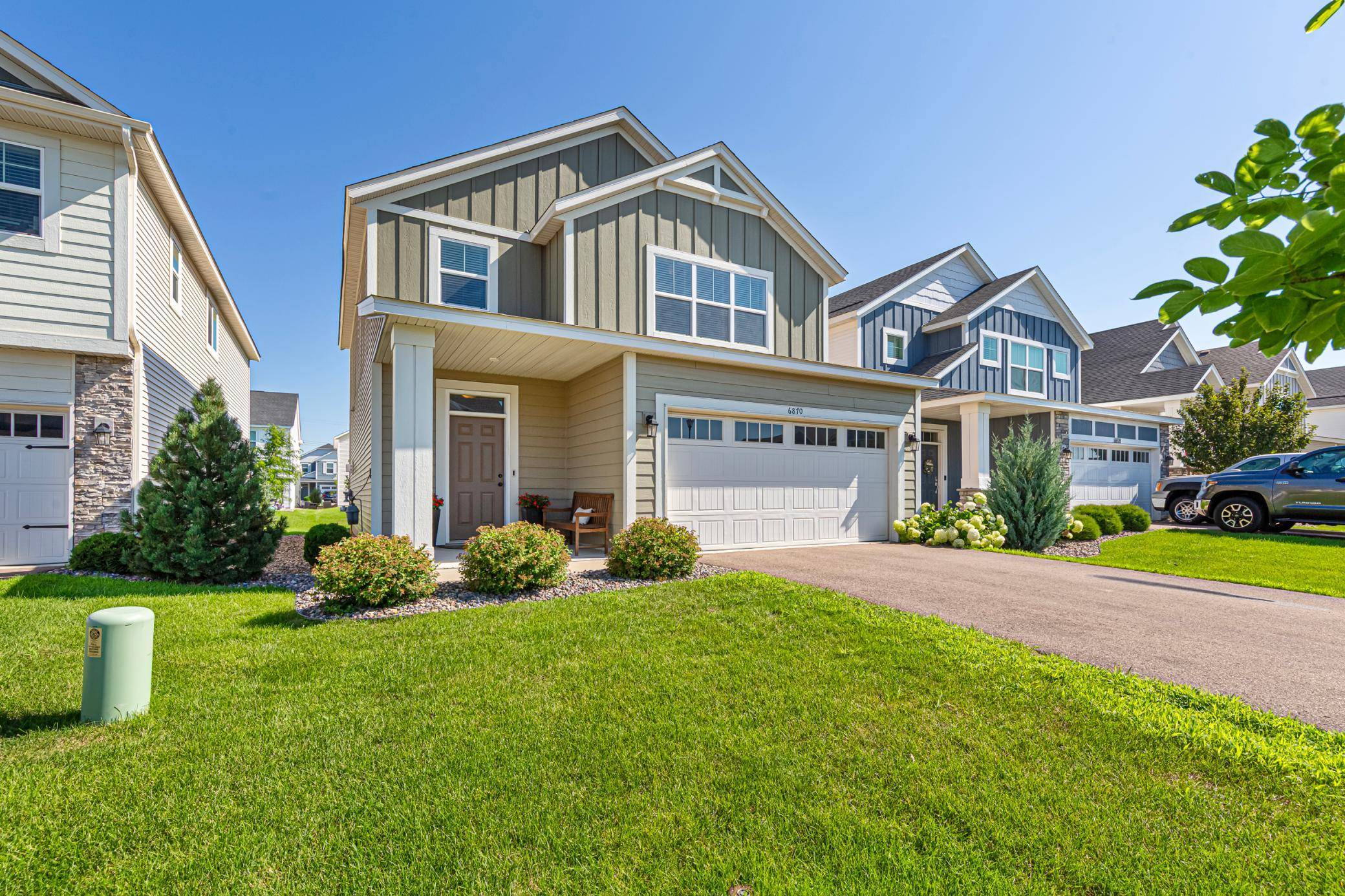 6870 102nd ST S, Cottage Grove, MN 55016