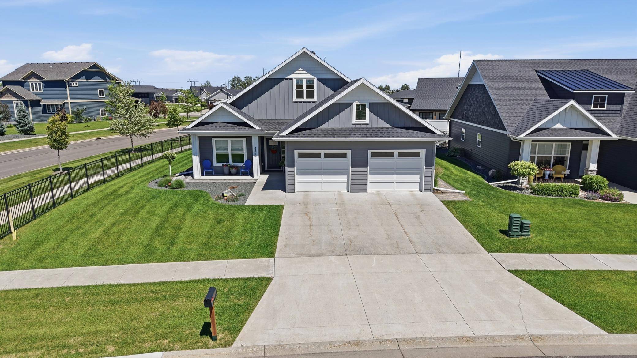 4897 Bluebell LOOP S, Fargo, ND 58104