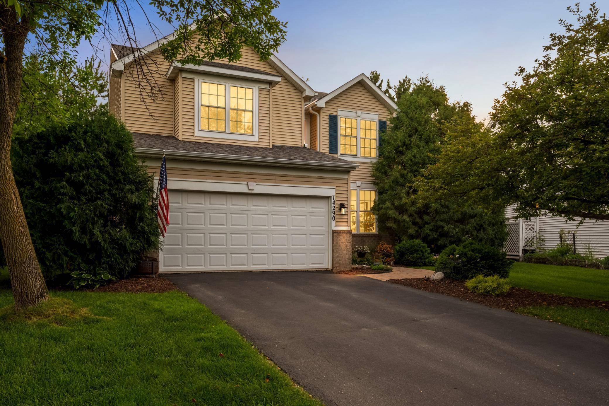 14290 Flora WAY, Apple Valley, MN 55124