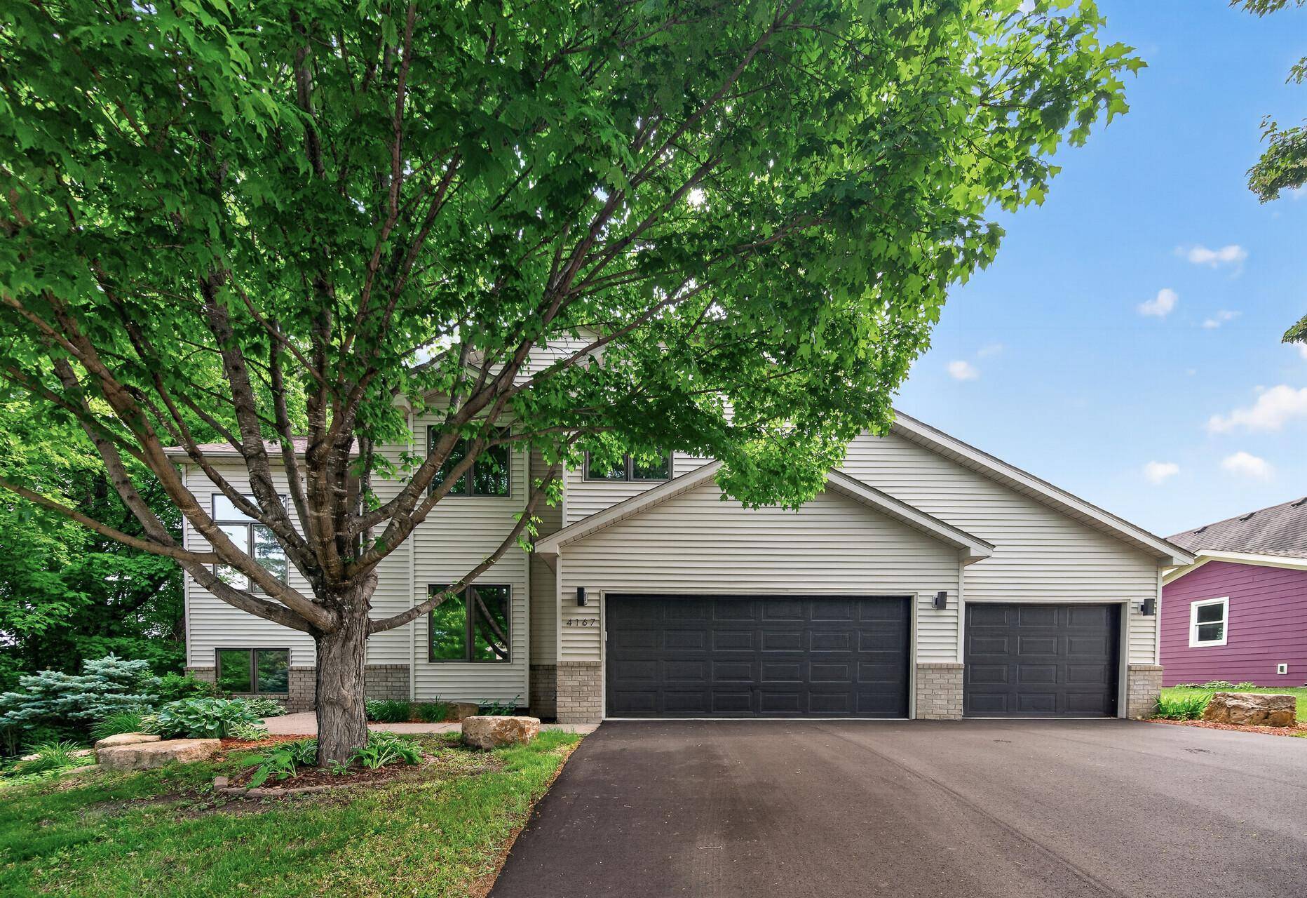 4167 Eau Claire TRL NE, Prior Lake, MN 55372