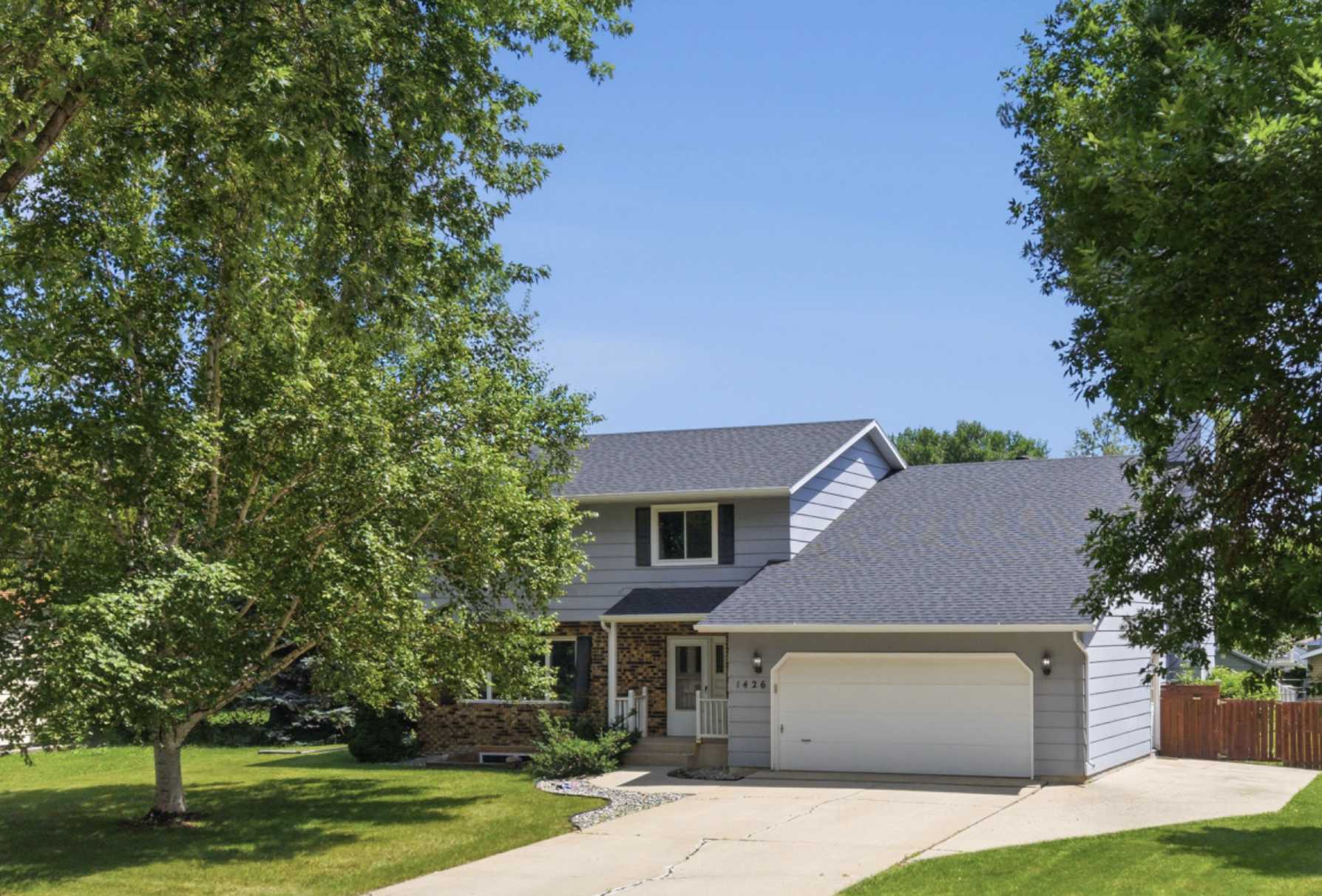 1426 23rd ST S, Fargo, ND 58103