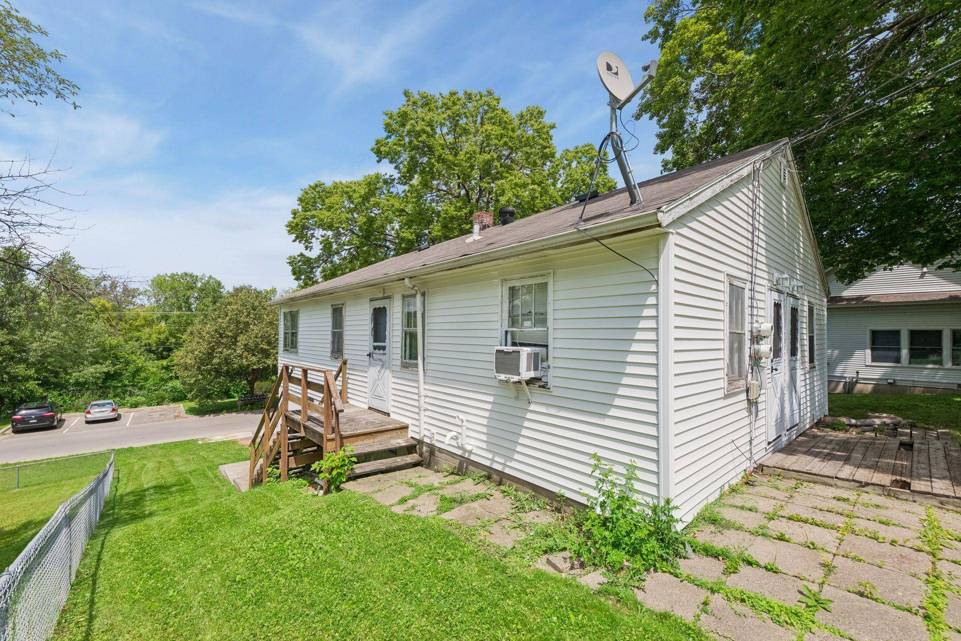 4365 Warren AVE, Spring Park, MN 55384