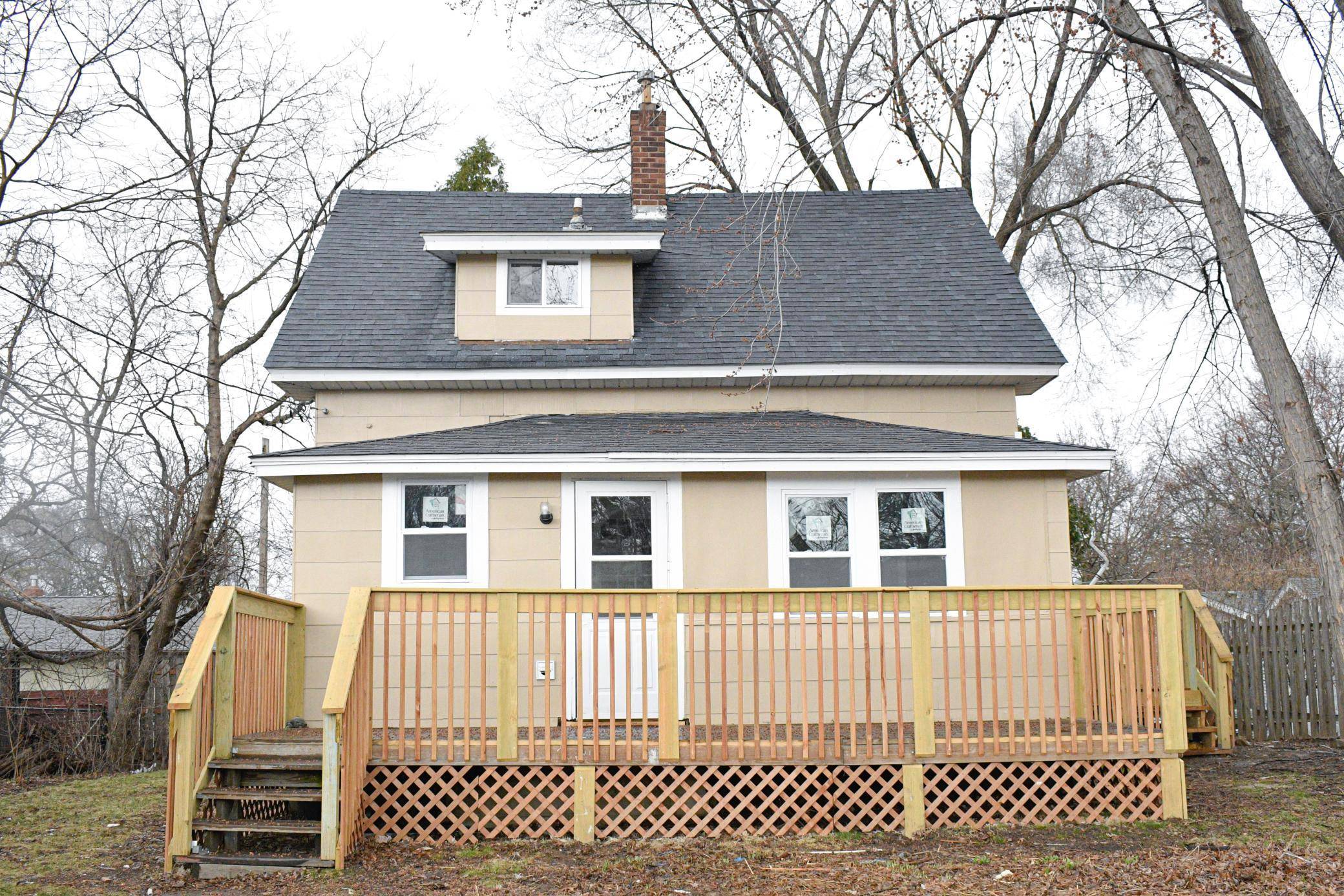 1603 Hudson RD, Saint Paul, MN 55106