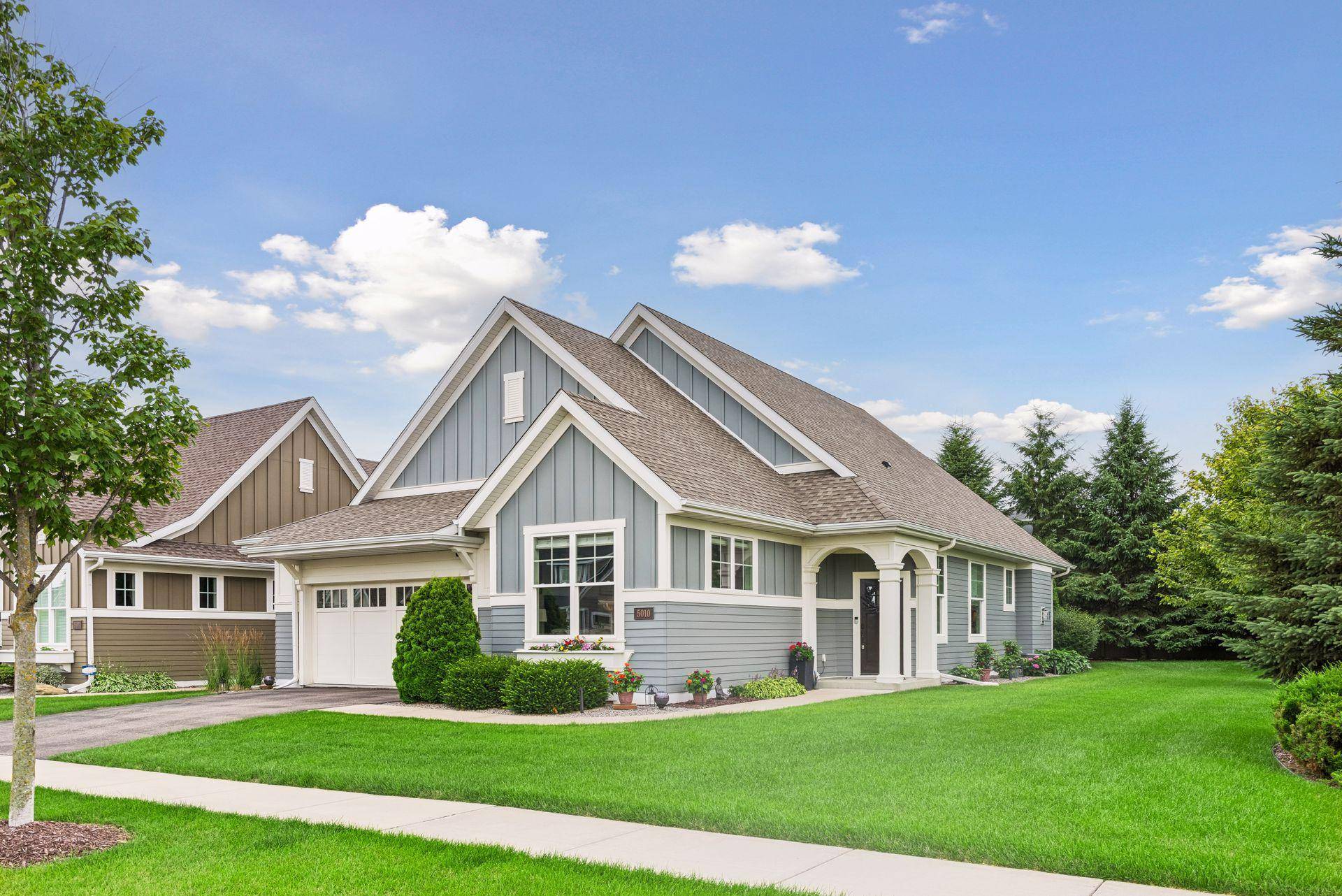 5010 Dale Ridge RD, Woodbury, MN 55129
