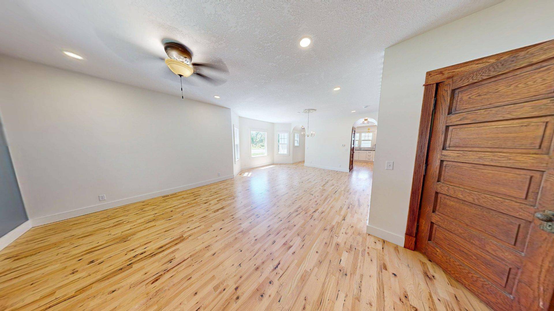 512 3rd ST S, Atwater, MN 56209
