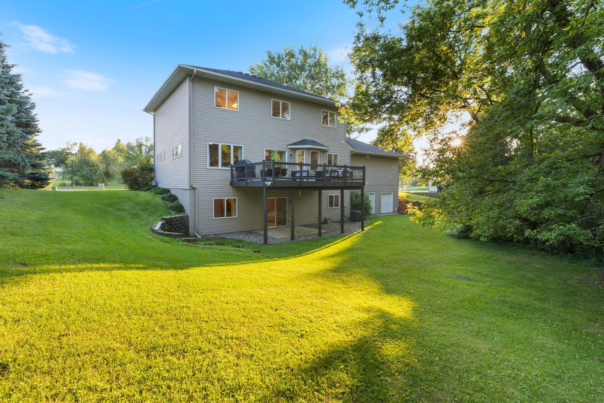 16096 Harmony PATH, Lakeville, MN 55044