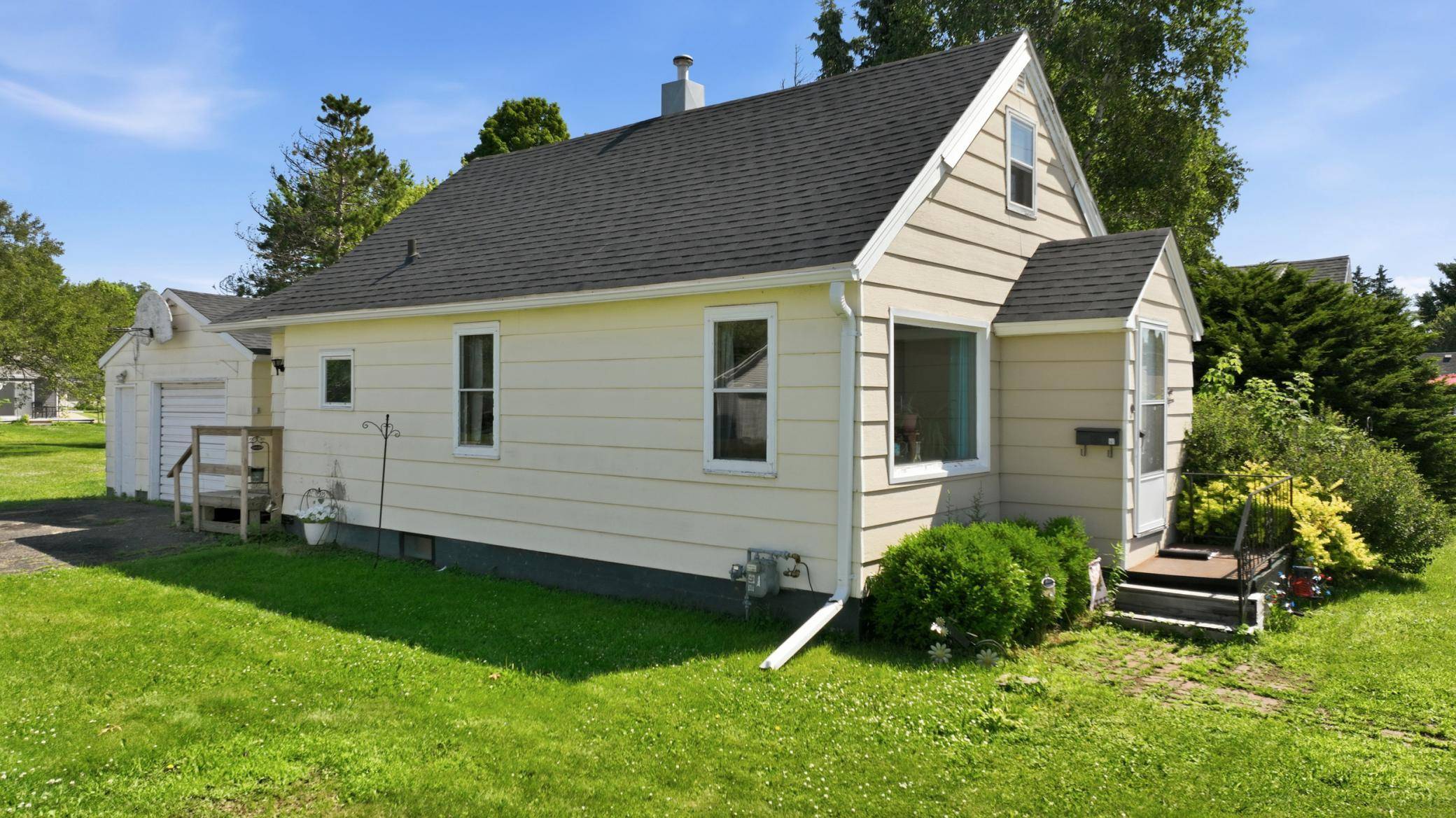 815 Augusta ST, Rice Lake, WI 54868