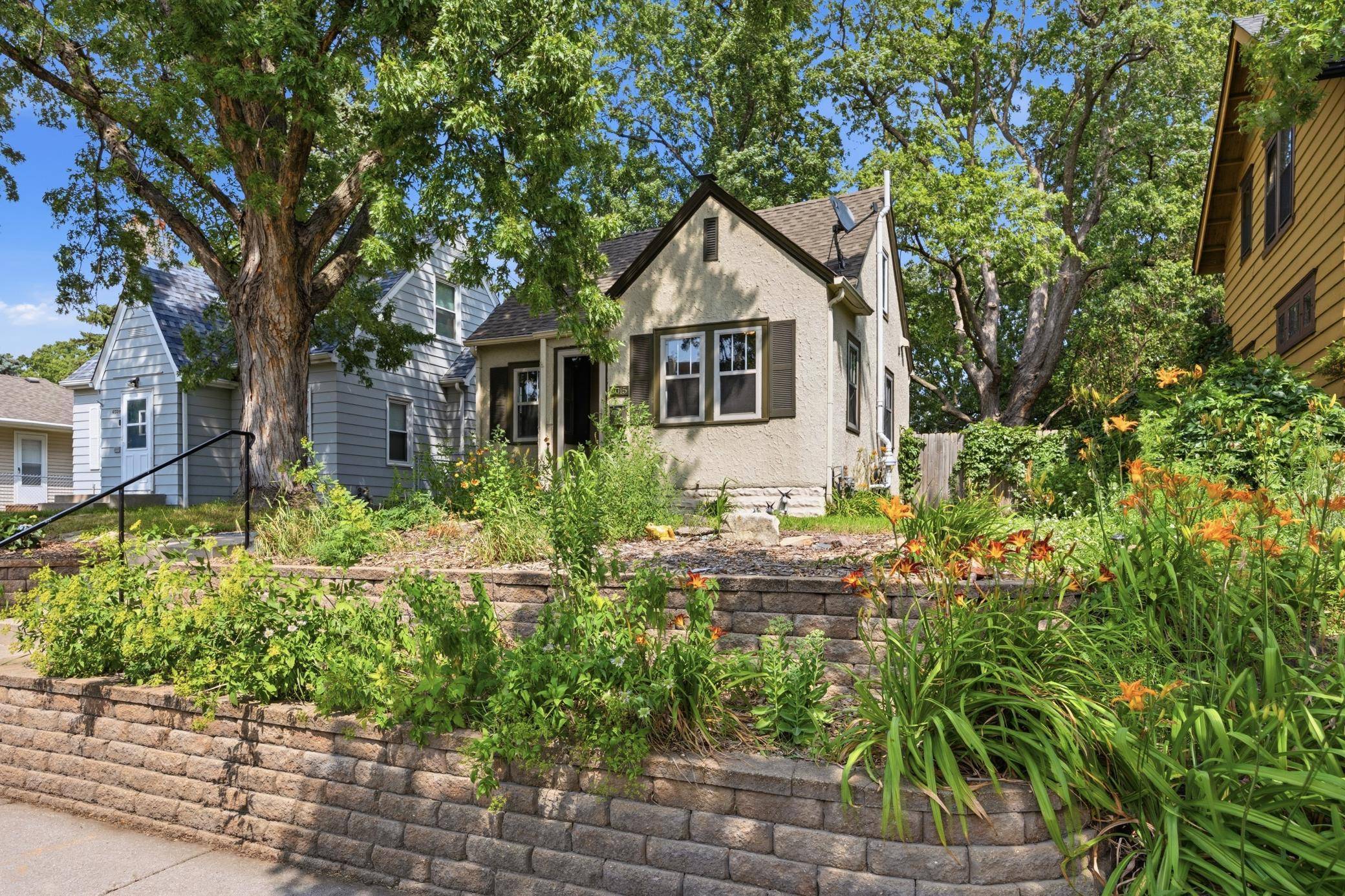 6015 2nd AVE S, Minneapolis, MN 55419