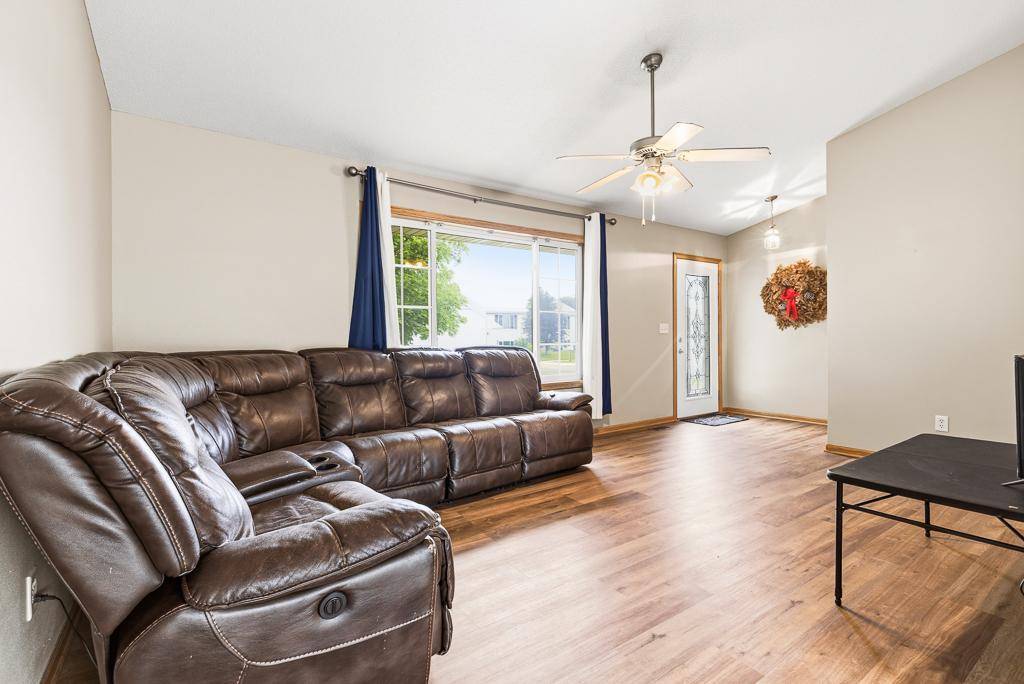 202 Rainbow DR, Marshall, MN 56258