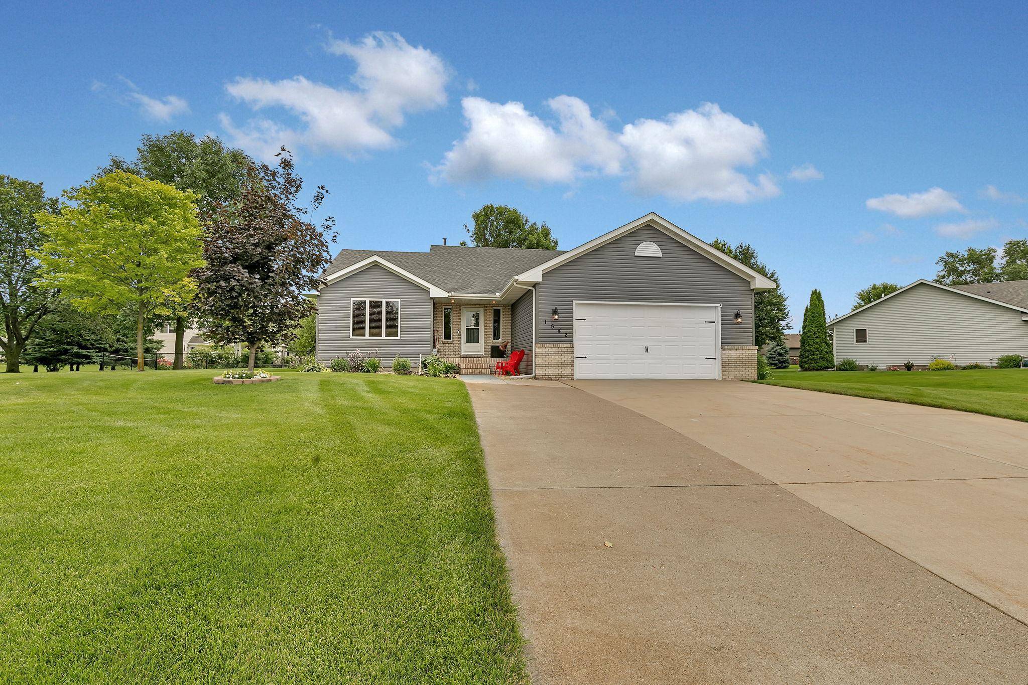 1542 Mulberry RD, Saint Cloud, MN 56303