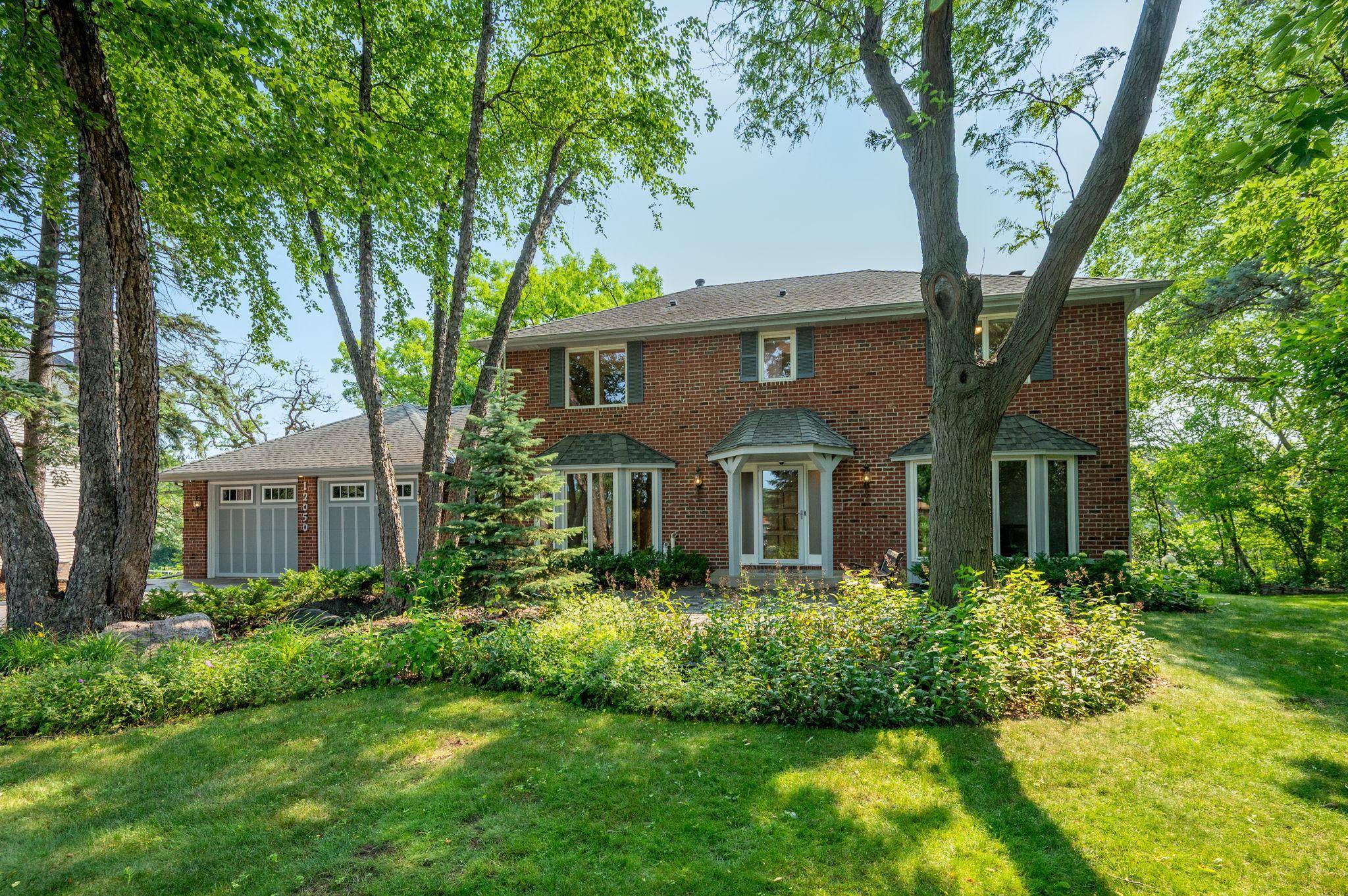12050 48th AVE N, Plymouth, MN 55442