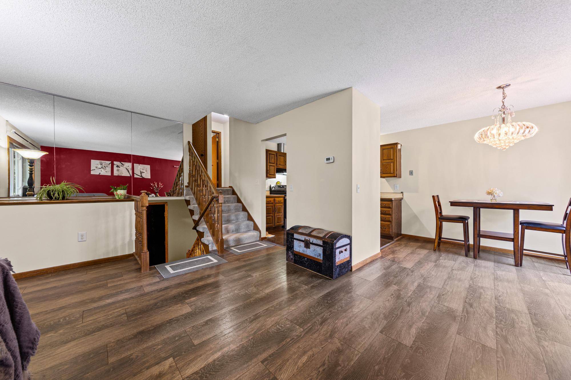 5533 Aldrich DR N, Brooklyn Center, MN 55430