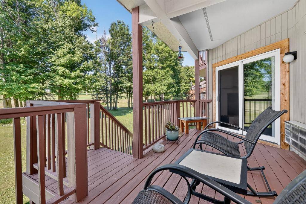 536 Quadna Mountain RD, Hill City, MN 55748