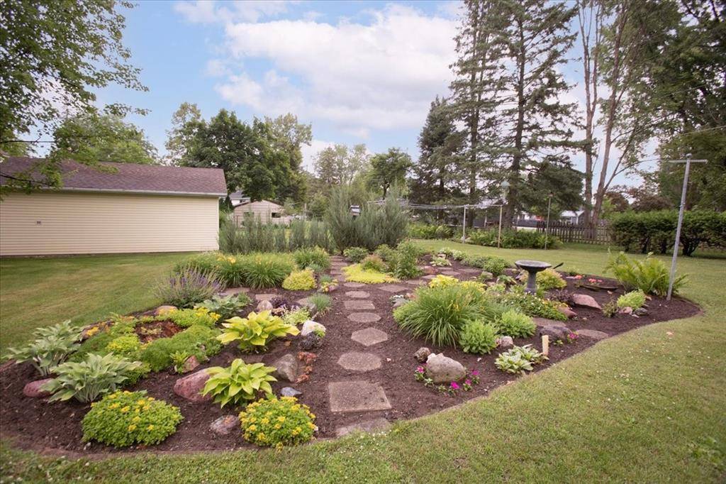 2216 3rd ST E, Menomonie, WI 54751