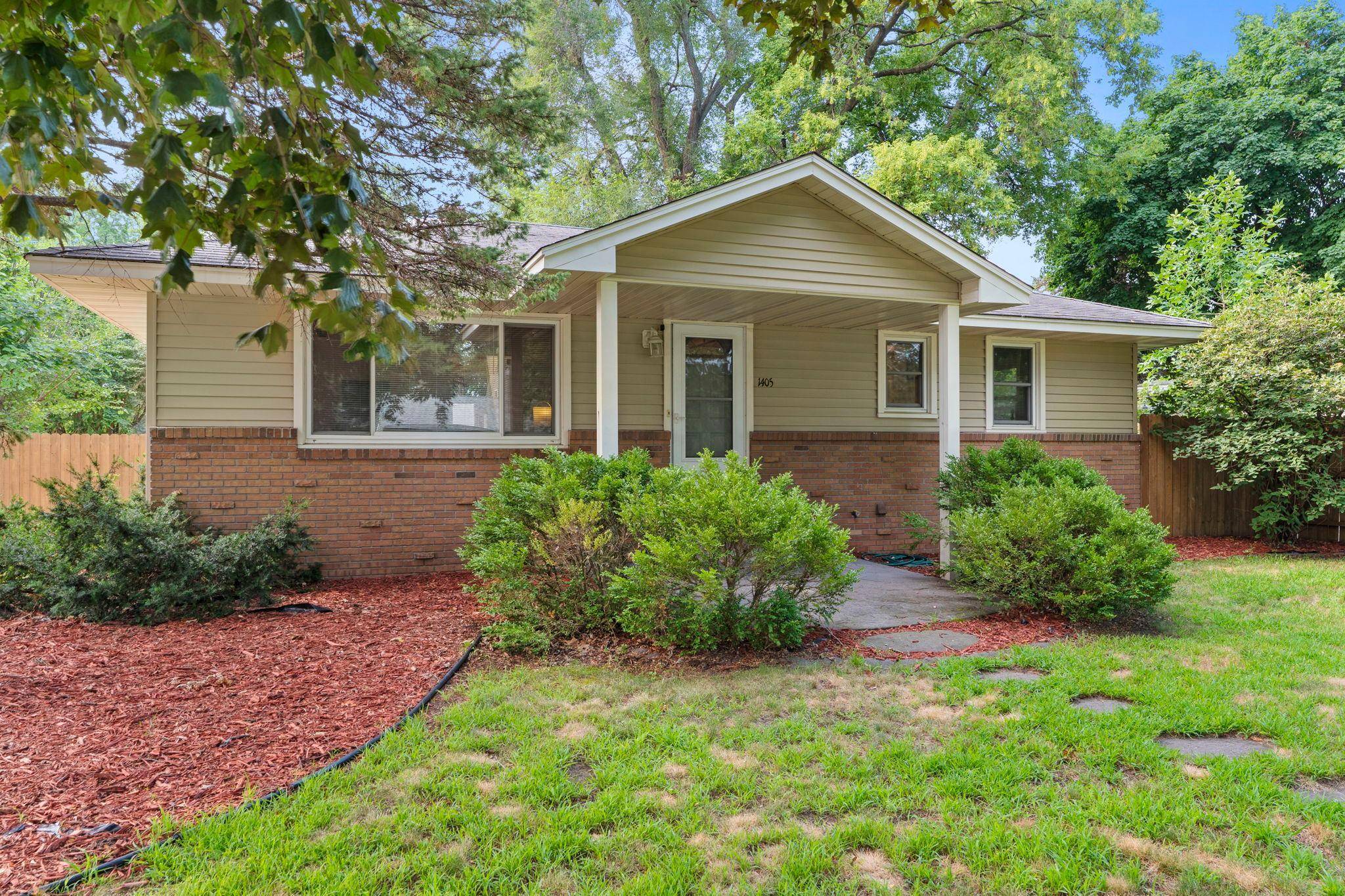 1405 16th ST NW, New Brighton, MN 55112