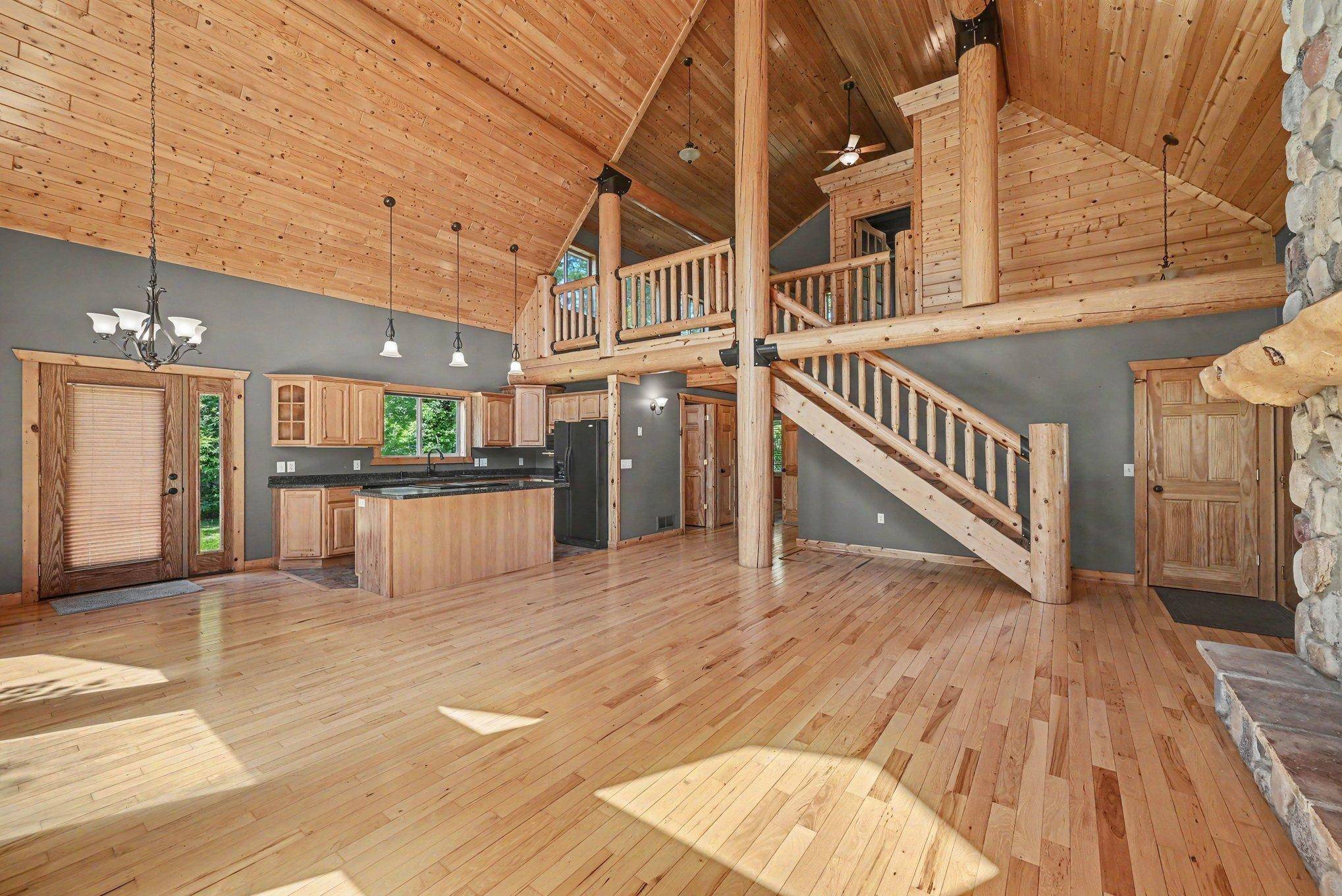 1030 Lokhorst ST, Baldwin, WI 54002