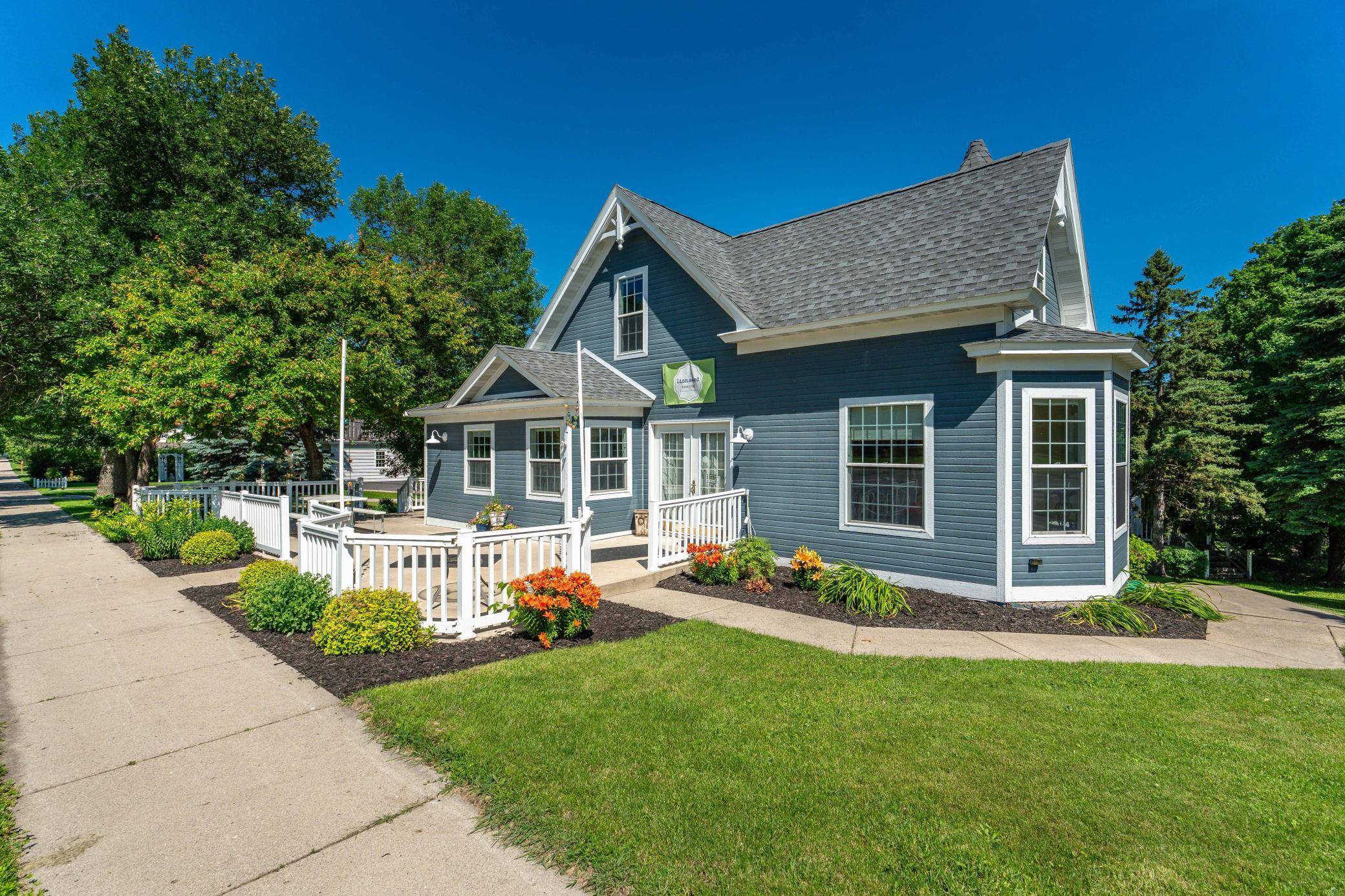 102 W Summit ST, Battle Lake, MN 56515