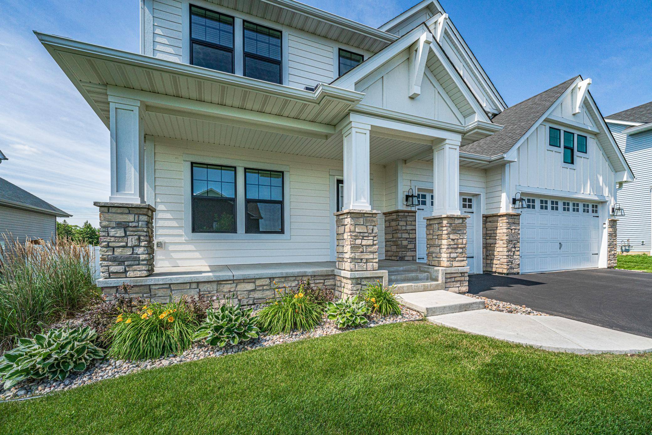 17652 Jett CIR SE, Prior Lake, MN 55372