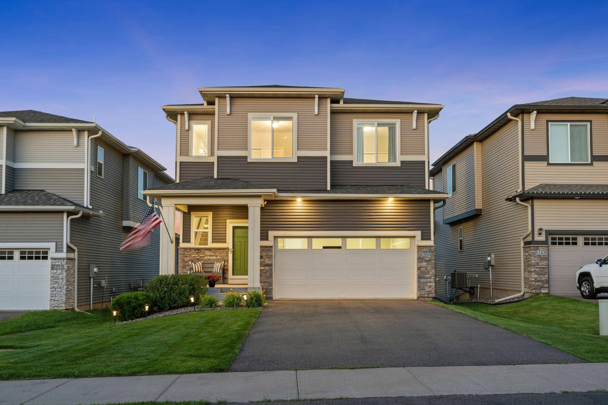 8260 Deerwood LN N, Maple Grove, MN 55369