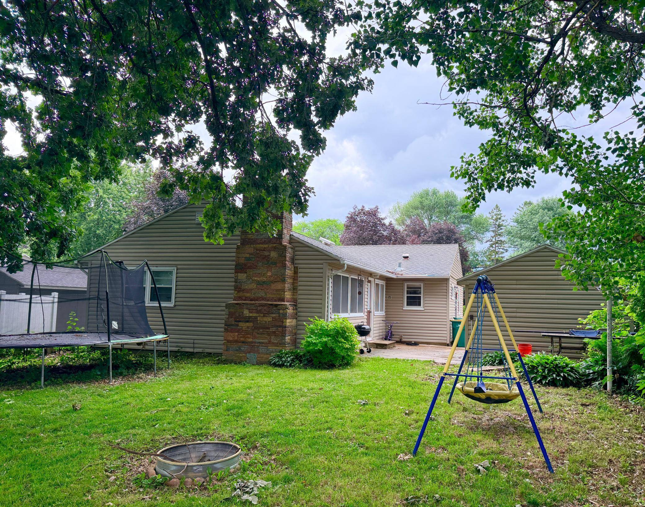 607 Edgewood AVE, Albert Lea, MN 56007