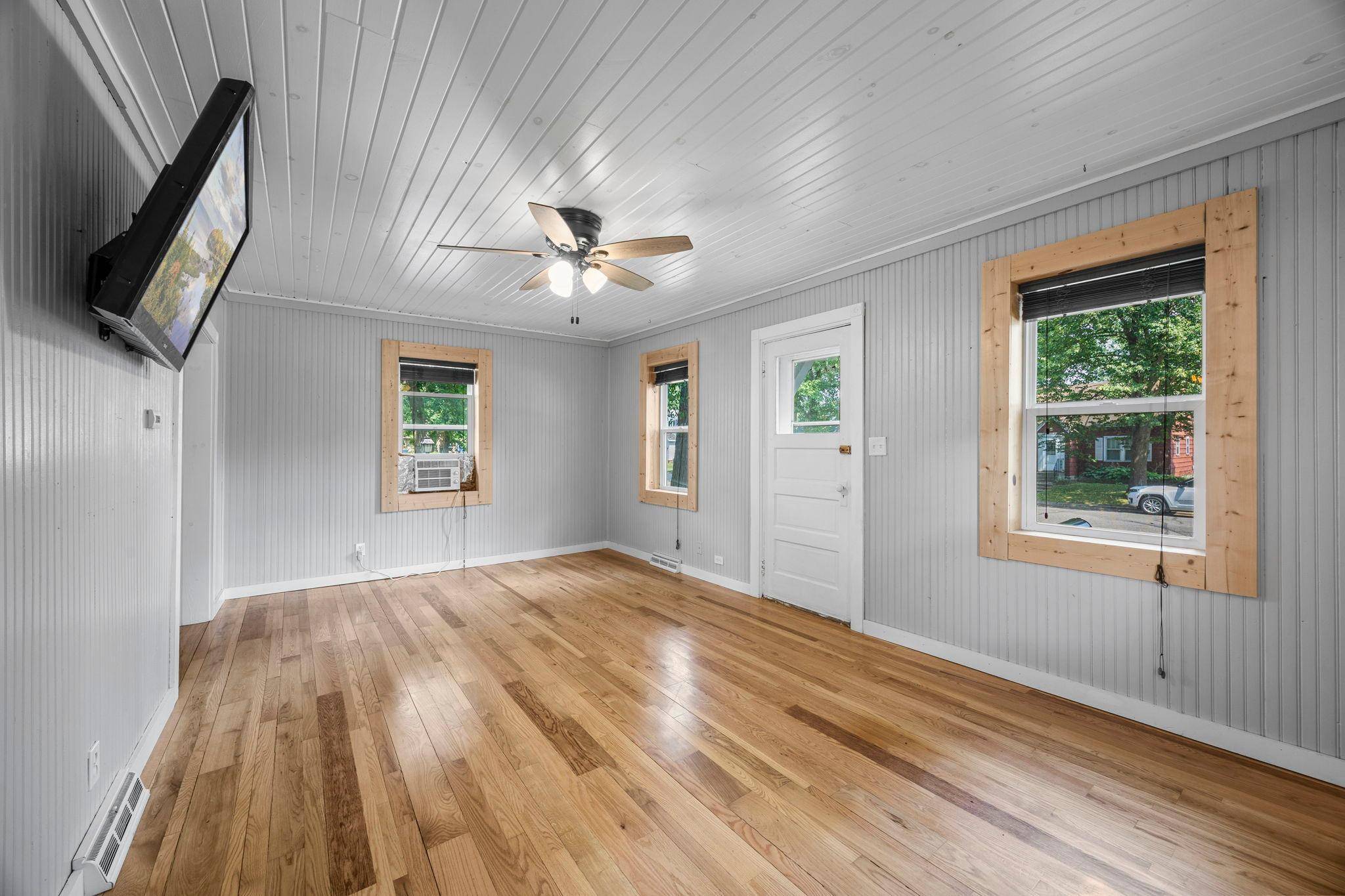 337 Morrison ST, Mora, MN 55051