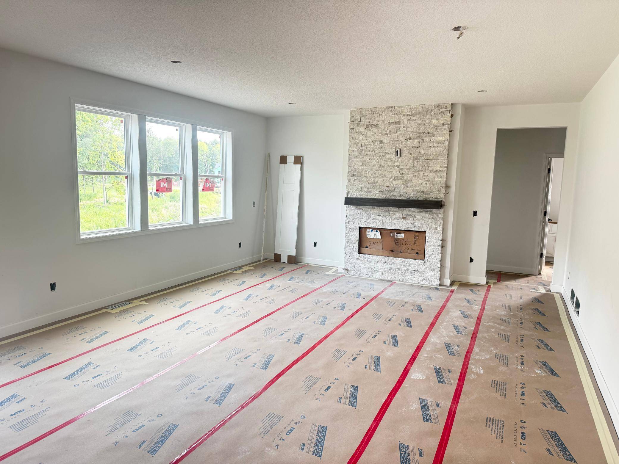 2493 Rock Elm RD, Shakopee, MN 55379