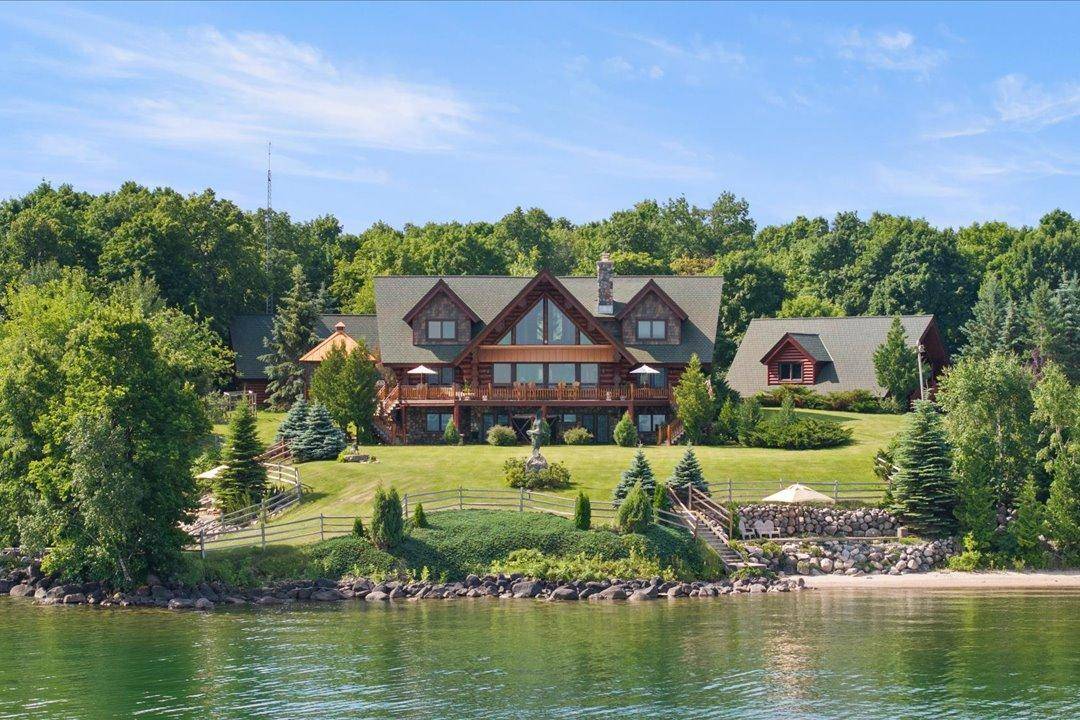 7127 Forestview RD NW, Walker, MN 56484