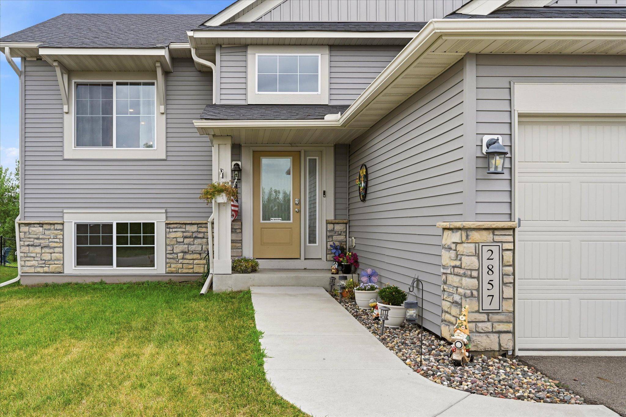 2857 213th ST W, Farmington, MN 55024