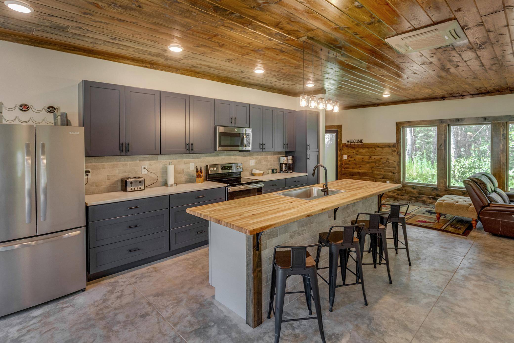8738 Tobique RD NE, Remer, MN 56672