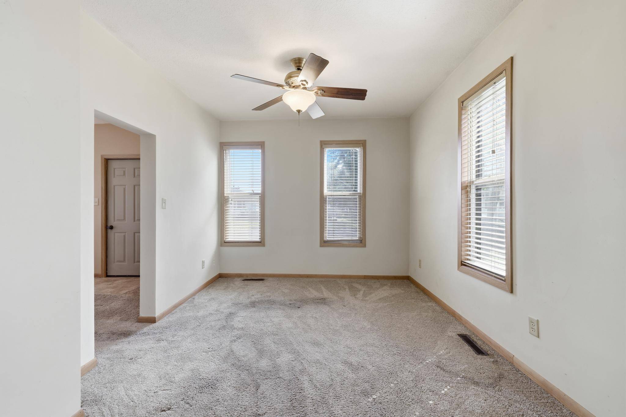 210 W Church ST, Belle Plaine, MN 56011