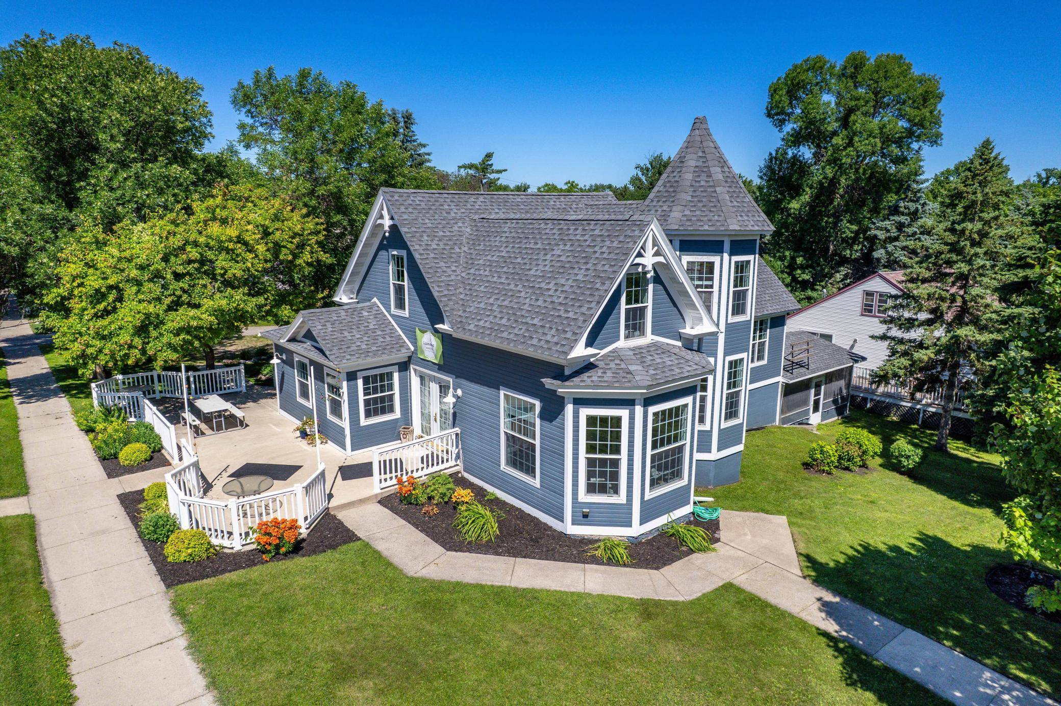 102 Summit ST, Battle Lake, MN 56515
