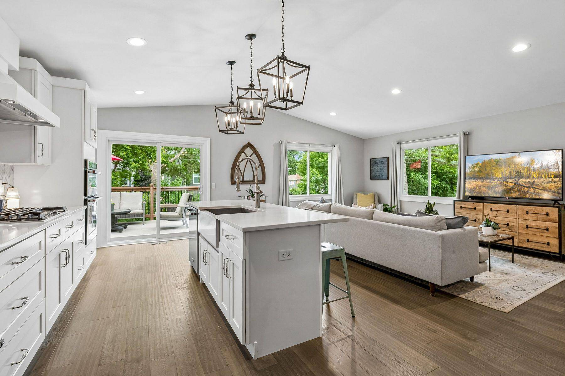 5636 Abbott AVE S, Edina, MN 55410