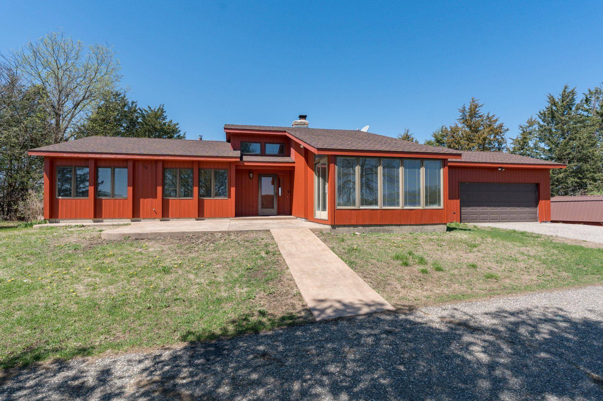 29558 Pumpkin Hill RD, Le Sueur, MN 56058