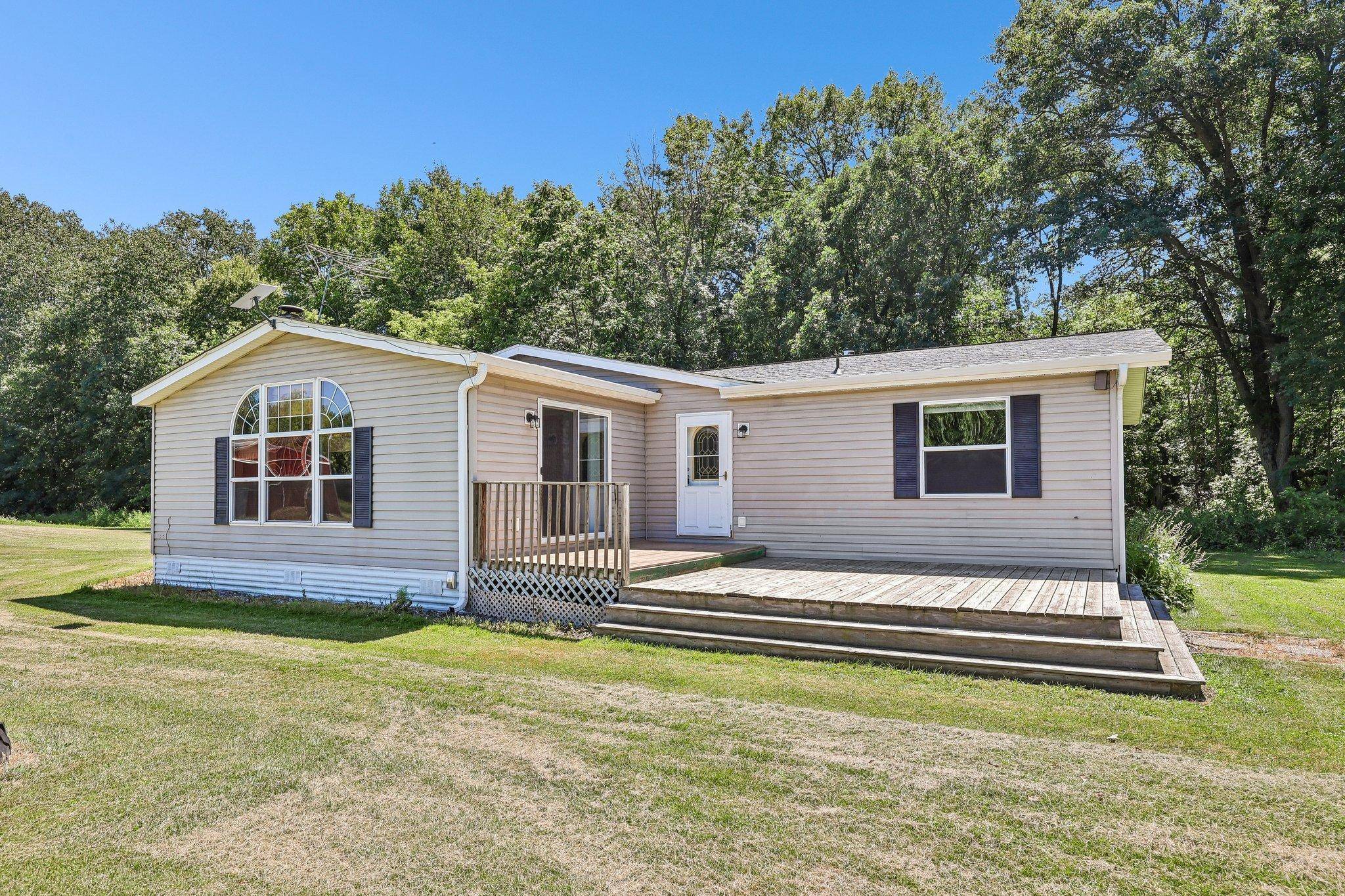 37451 Jasper ST NW, Dalbo, MN 55017