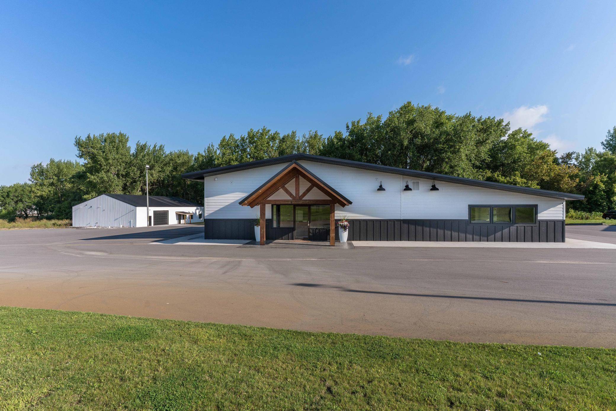 3327 E Fir AVE, Fergus Falls, MN 56537