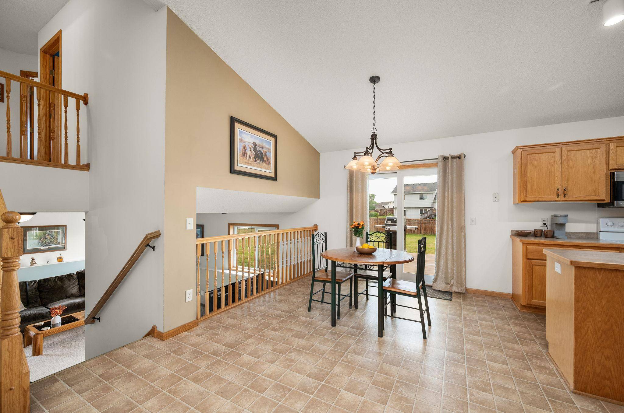 6194 Karmen AVE NE, Albertville, MN 55301