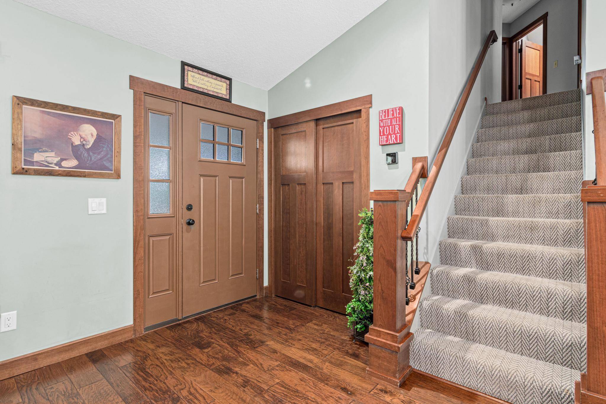 13423 Dominica WAY, Apple Valley, MN 55124