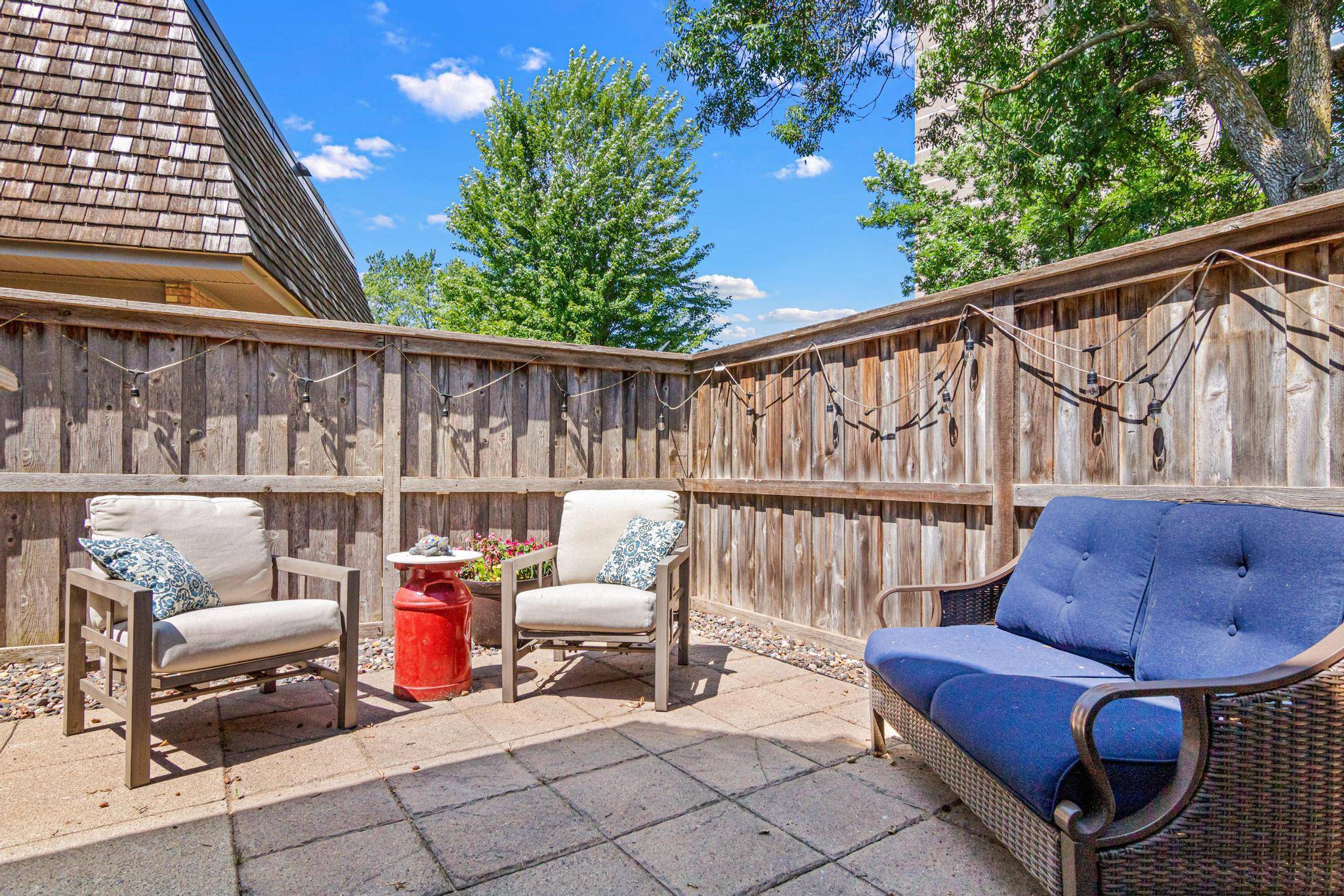 6487 Barrie RD, Edina, MN 55435
