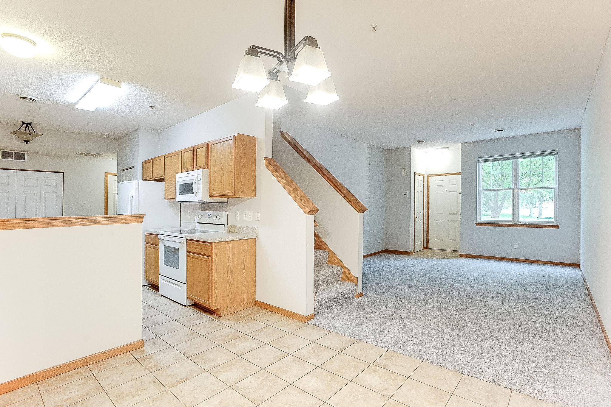 5040 Holly LN N #3, Plymouth, MN 55446