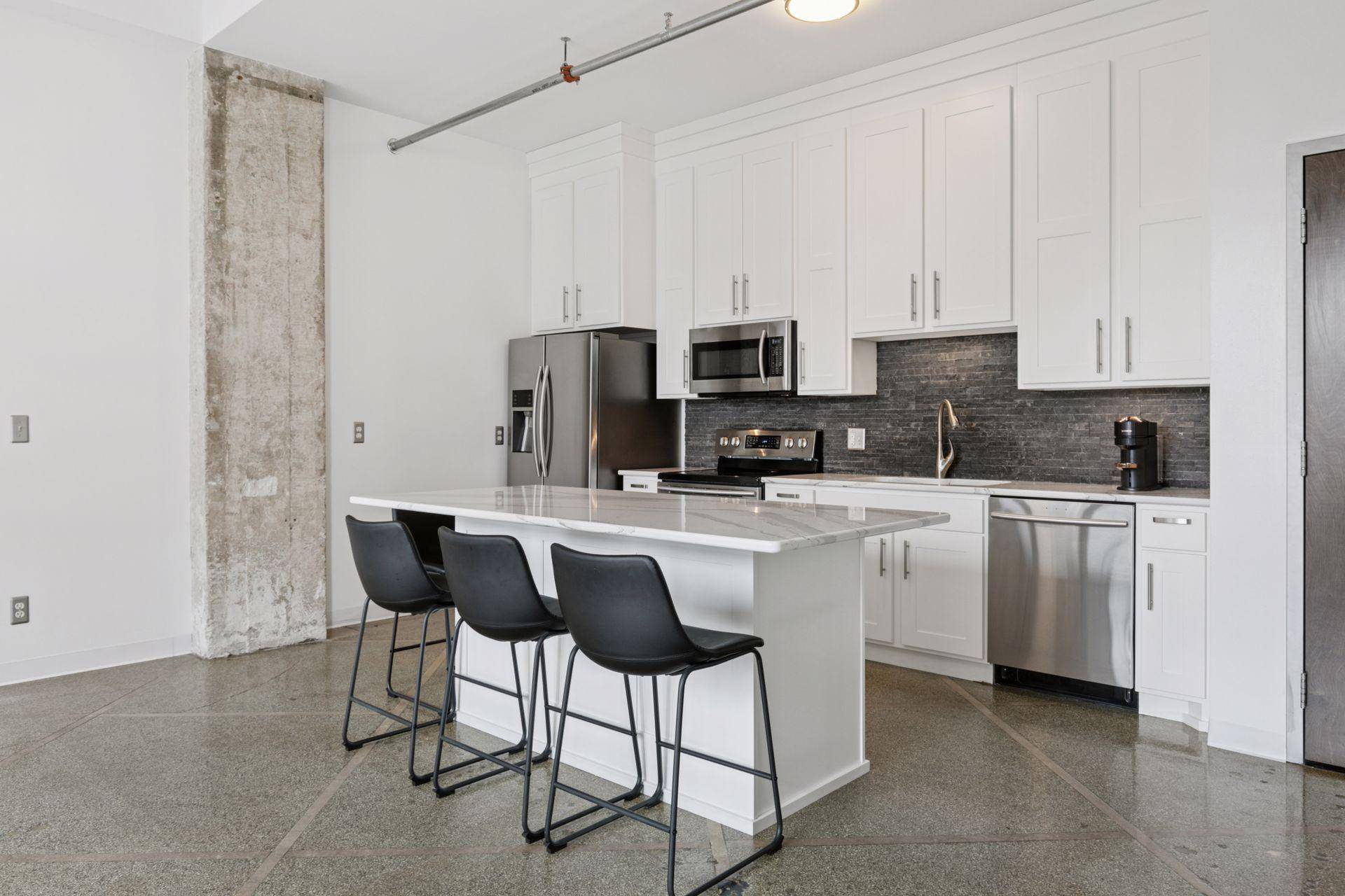 350 Saint Peter ST #908, Saint Paul, MN 55102