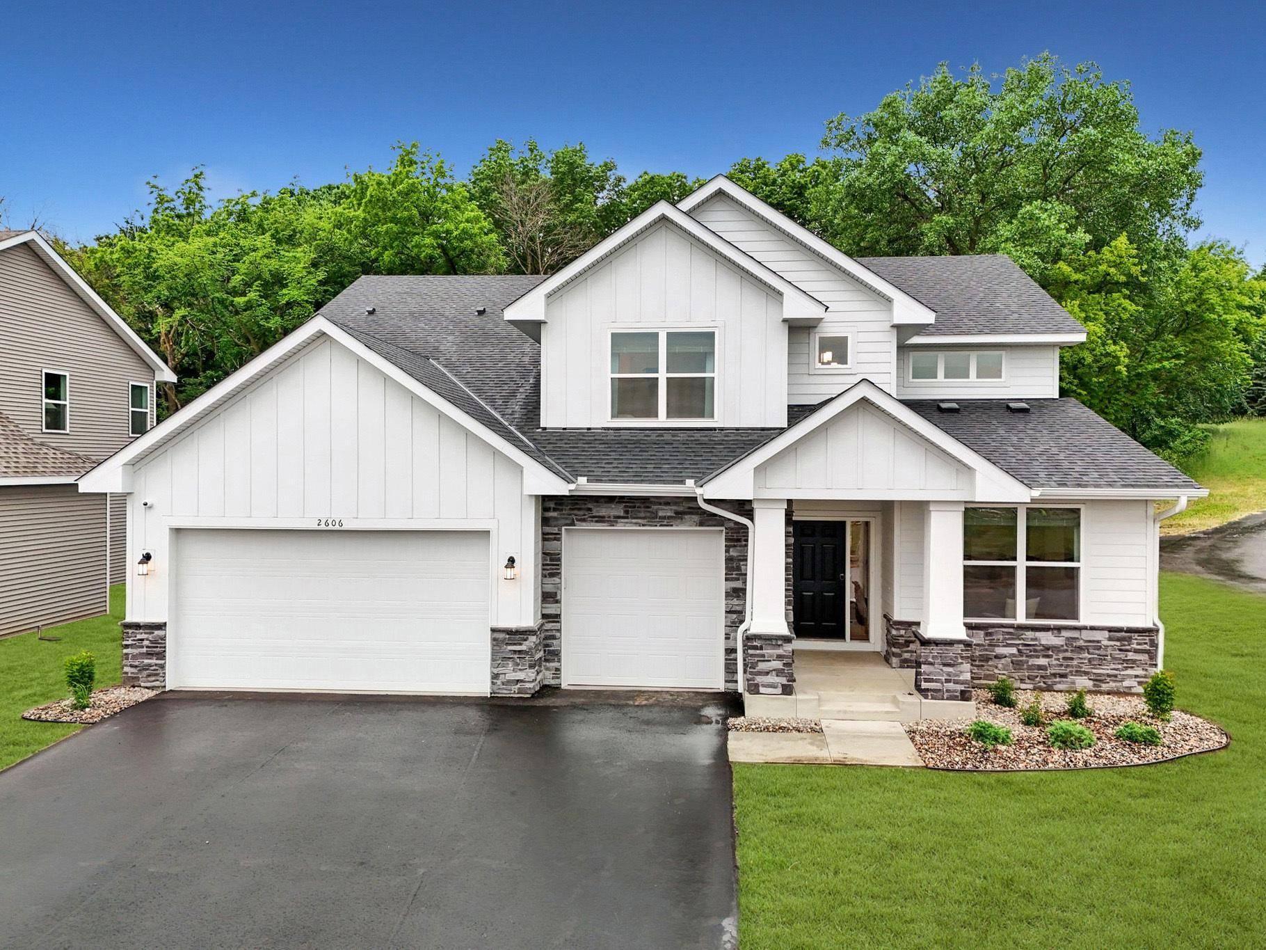 2606 Aspen DR, Shakopee, MN 55379