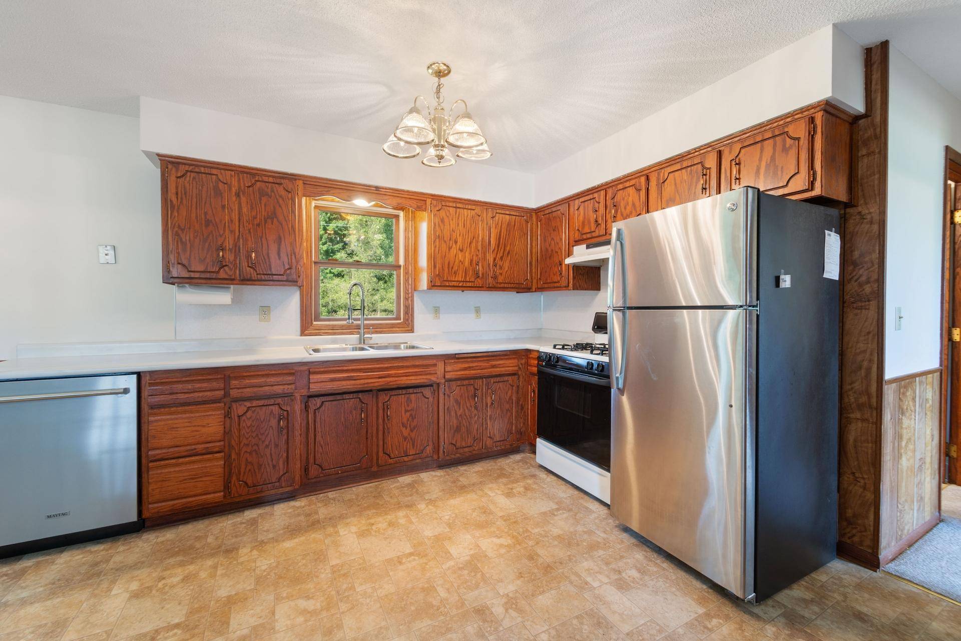 3615 172nd LN NW, Andover, MN 55304