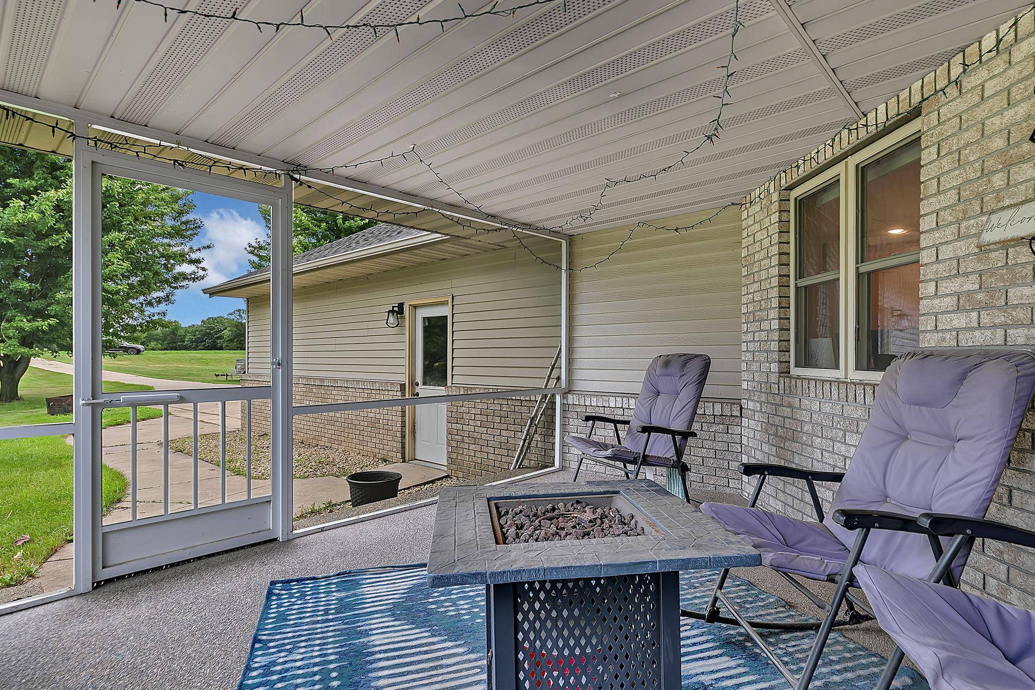29203 Frontage RD, Saint Joseph, MN 56374
