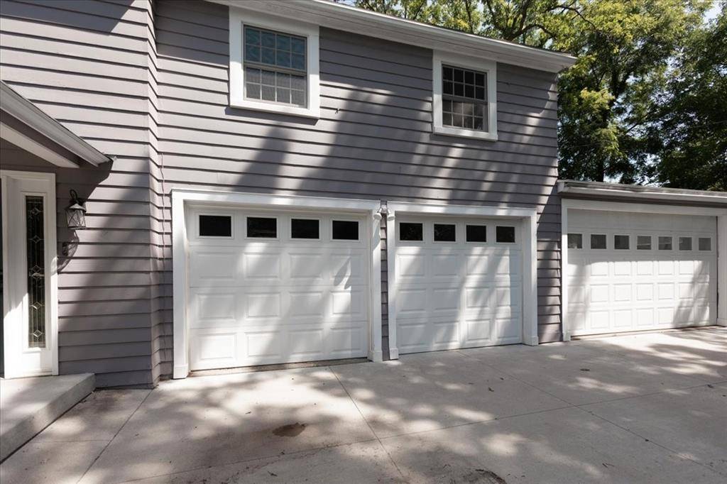 1319 Oakwood AVE, Menomonie, WI 54751